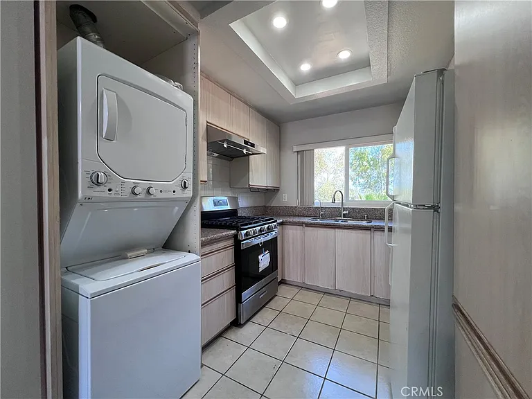 800 Grand Ave #C2 — Photo 6