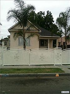 1st image of 9509 Parmelee Ave