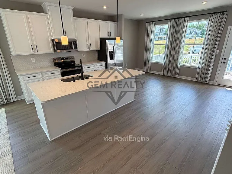 8700 Stevenson Ln — Photo 24