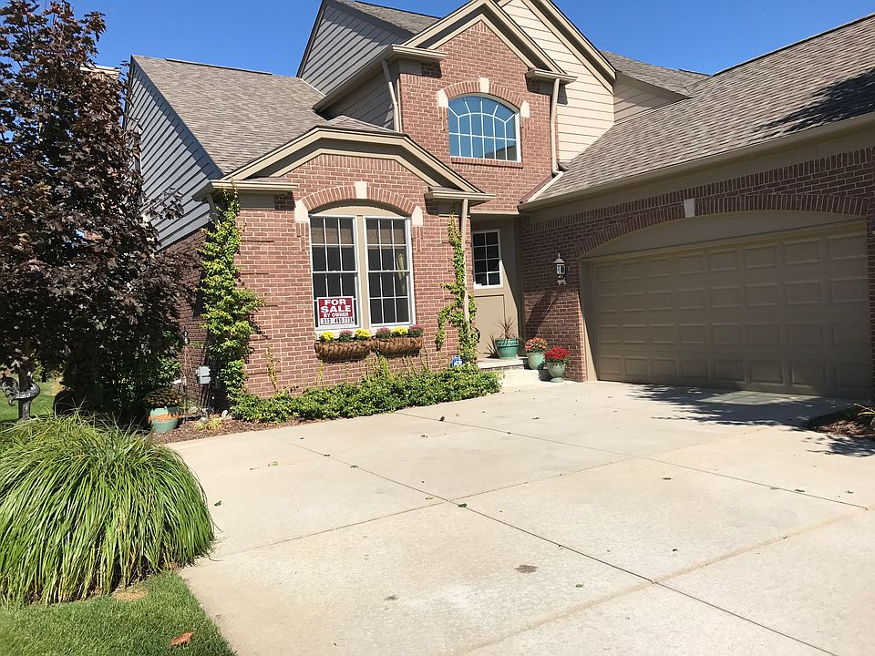 1st image of 48966 Rainbow Ln N