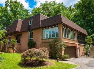 3302 Scathelocke Rd, Pittsburgh, PA 15235