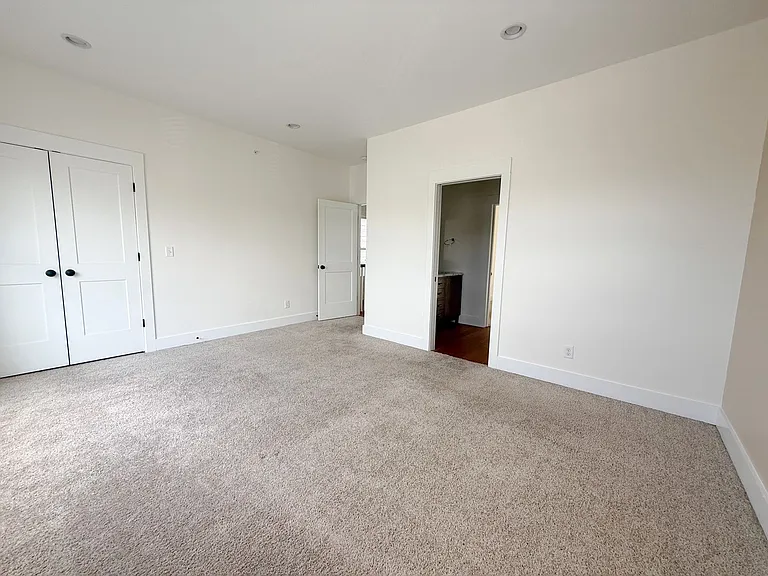 208 Allison Way — Photo 21