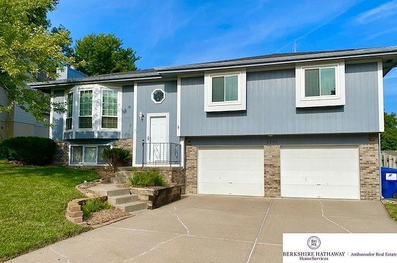 1st image of 2206 Marilyn Dr