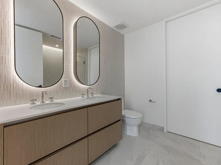 610 Davis St #2204 — Photo 2