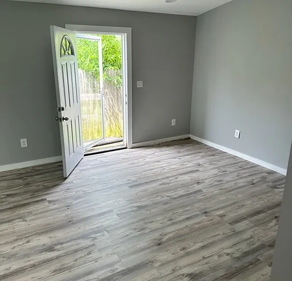 1720 Knowles St #C — Photo 2