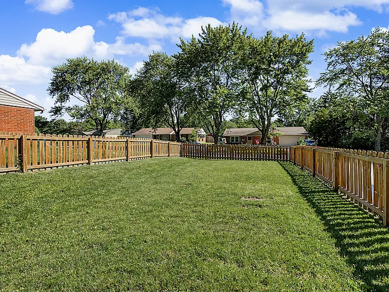 2205 Tampico Trl — Photo 37