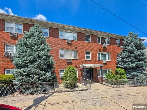 475 Elm St APT 3A, Kearny, NJ 07032