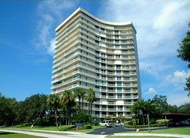 1st image of 2611 Bayshore Blvd APT 1004