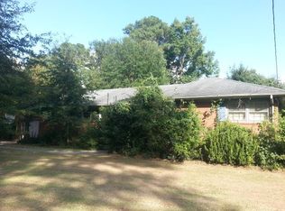 1302 Airlee Dr, Kinston, NC 28504