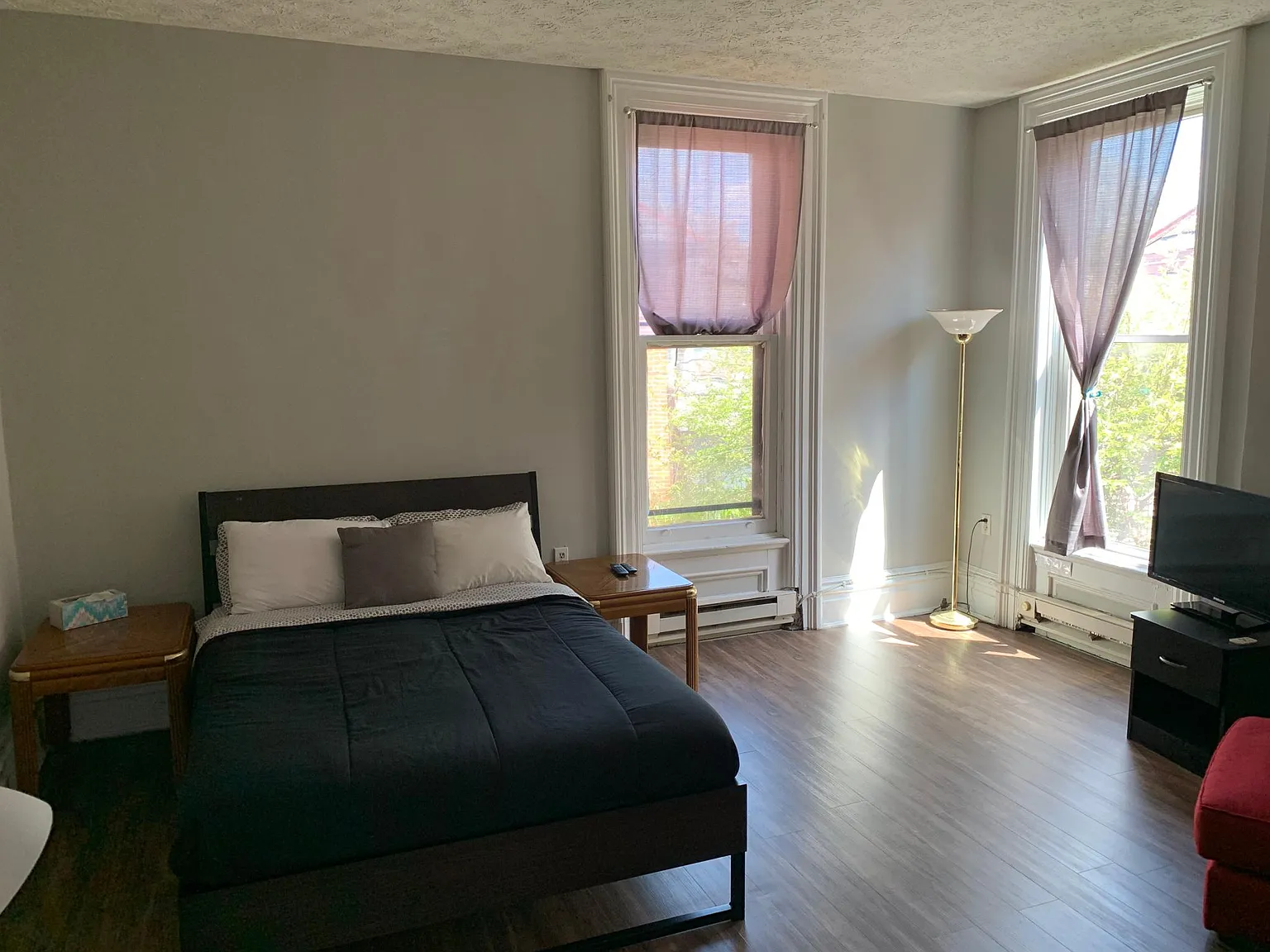 1076 Neil Ave — Photo 3