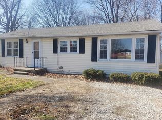 541 N 1300 E, Loogootee, IN 47553
