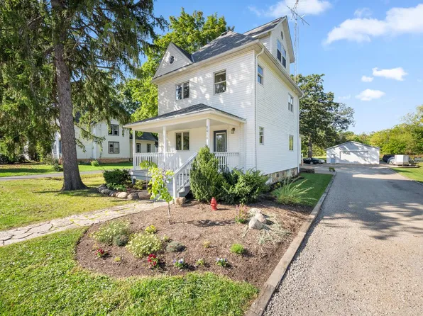 8018 200th AVENUE, Bristol, WI 53104