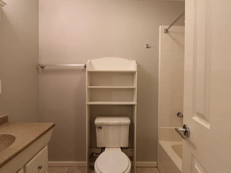 2101 3rd Pl S #B — Photo 13