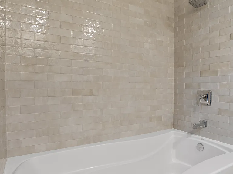2235 E 6th St #315 — Photo 27
