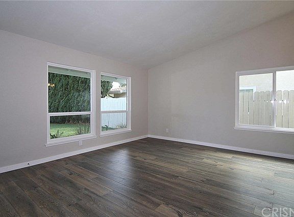 5th image of 8341 Sedan Ave