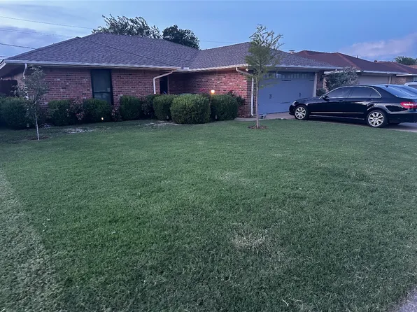 2724 Southpark Ln, Fort Worth, TX 76133