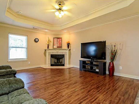 2nd image of 6104 SW High Meadow Blvd