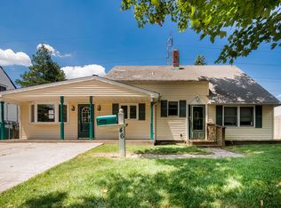 46 N Park Dr, Levittown, PA