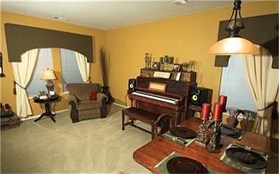 2nd image of 901 Kentucky Derby Ln