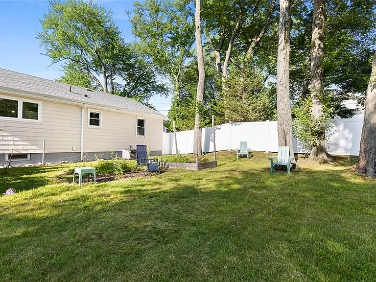 5 Interlocken Rd — Photo 36