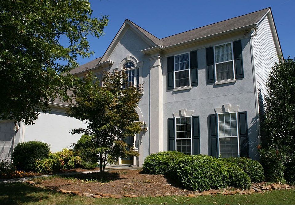 2nd image of 1323 Calderwood Ct SE