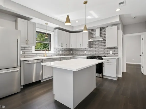 142 Maple Ave, Montclair Twp., NJ 07042