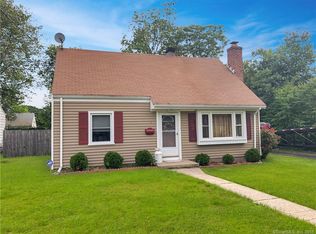 12 Albert Ave, Stratford, CT 06614