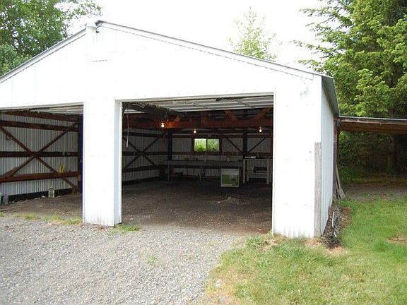 Detached Garage / Workshop