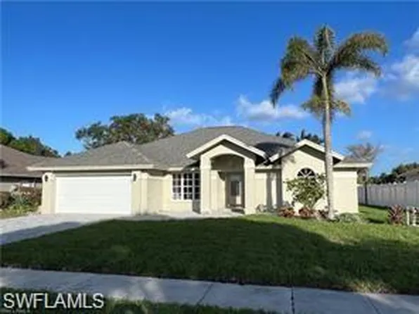 10225 Boca CIR, NAPLES, FL 34109