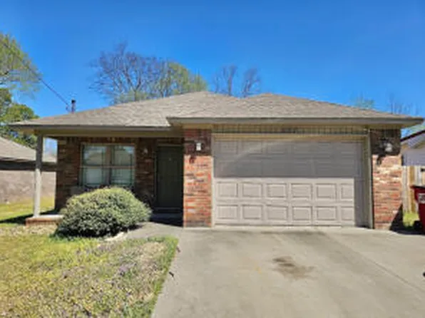 807 S 3rd Street, Dardanelle, AR 72834