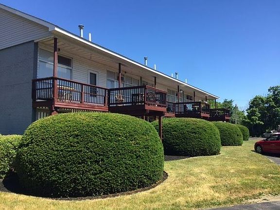 4th image of 405 Bank St