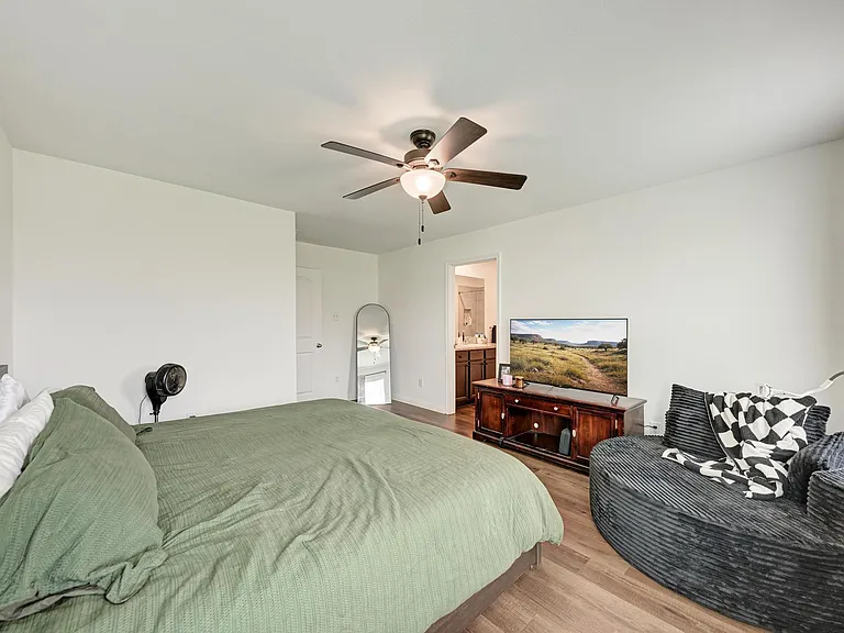 132 Maywood Ln — Photo 21