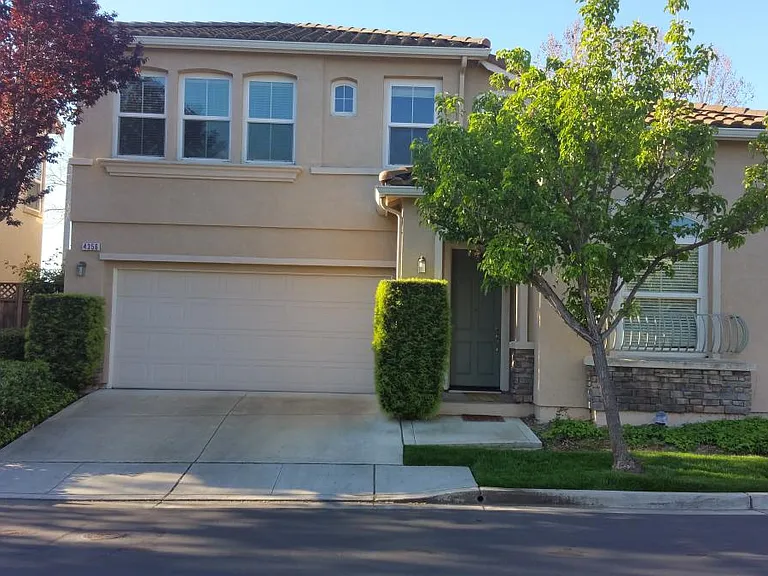 4356 Westport Way — Photo 1