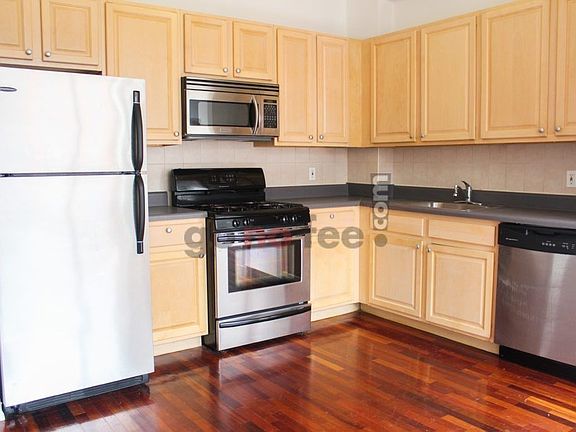 3rd image of 191 Saint Nicholas Ave APT 5E