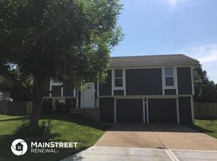 19001 S Ash St, Belton, MO 64012