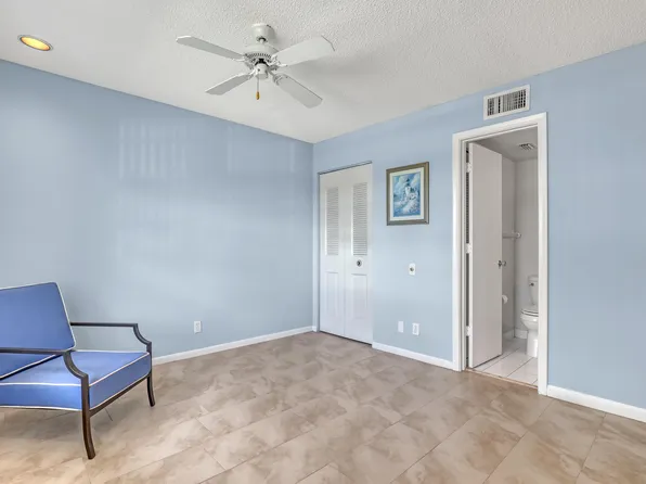 1850 NW 18th Street #103, Delray Beach, FL 33445