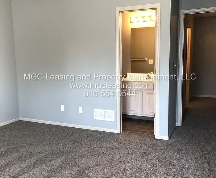 811 Garden Way — Photo 11