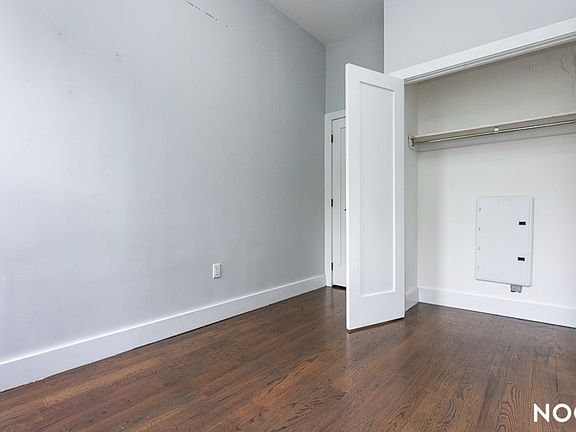 4th image of 320 Macdougal St #3B