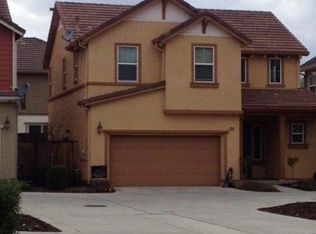 9400 Vintner Cir, Patterson, CA 95363