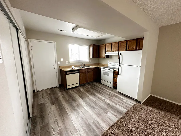 1121 Mazatlan Cir. — Photo 6
