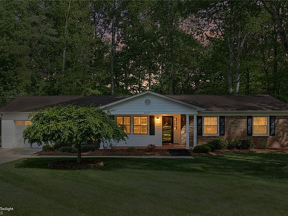 2nd image of 2127 Belmont Dr