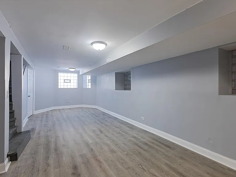 4211 W Gladys Ave #2 — Photo 13