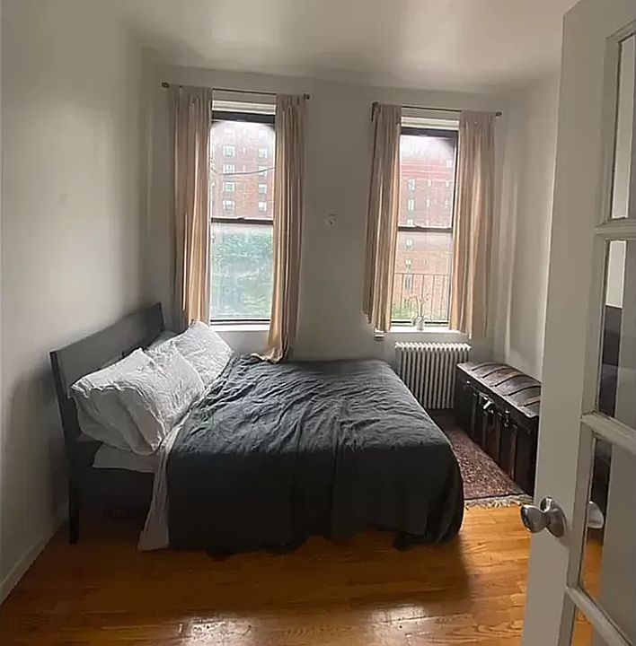 1st image of 538 E 14th St #11