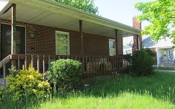 2nd image of 1830 Shirley Ave