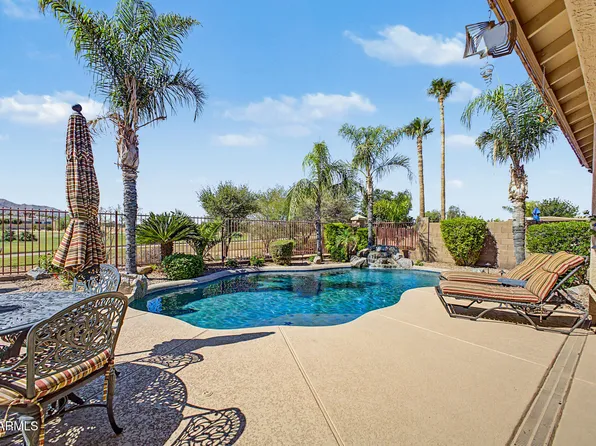 3915 E MEADOWVIEW Drive, Gilbert, AZ 85298