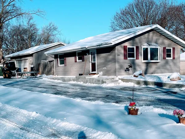 1012 Bingham Ave, Janesville, WI 53546