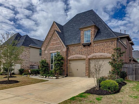 3rd image of 27534 Kingsland Place Ln