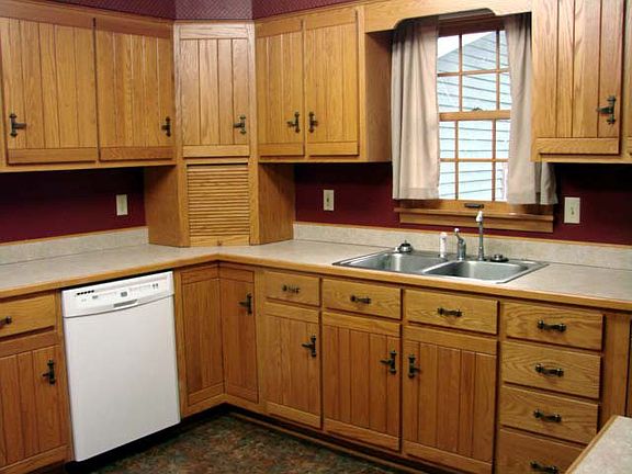 2nd image of 6150 Oak Glade Ln