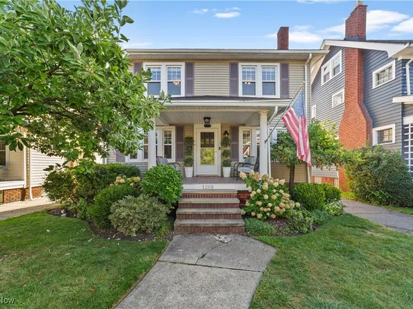 1205 Elbur Ave, Lakewood, OH 44107