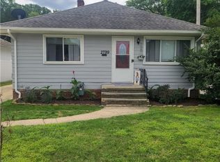 2799 Grantwood Dr, Parma, OH